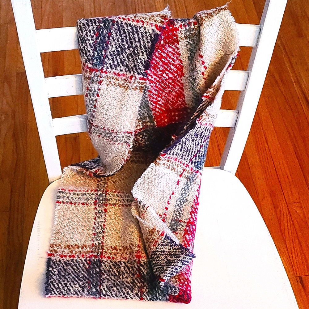 Women's scarf